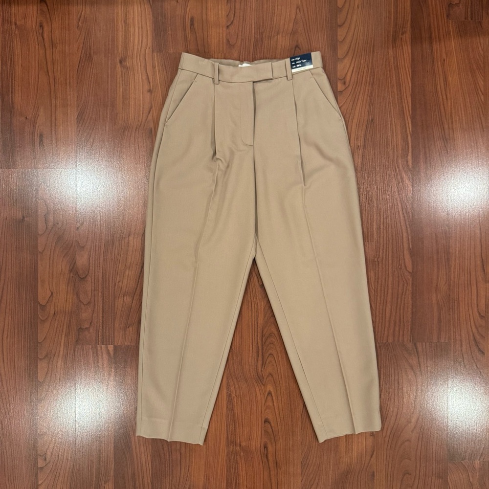 Abercrombie & Fitch Tan Pleated High-Waist Trousers